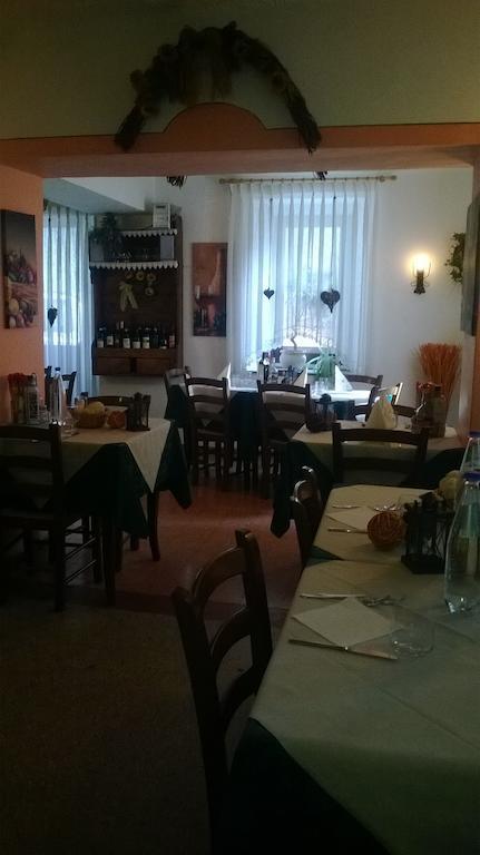 La Favorita Bed & Breakfast Lozzo Cadore Rom bilde
